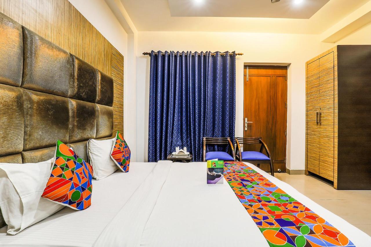 Fabhotel The Residency Dlf Galleria Hotel 3*