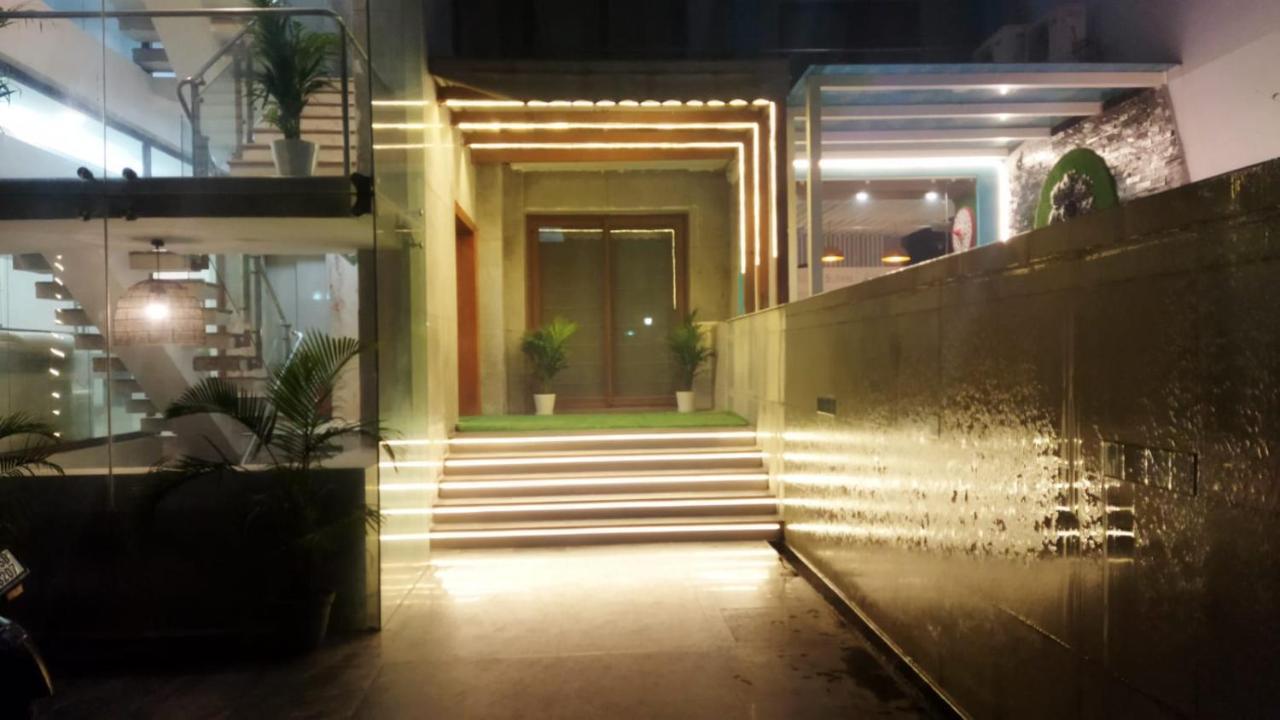 Super Luxury Near Iffco Metro Homestay Gurgaon