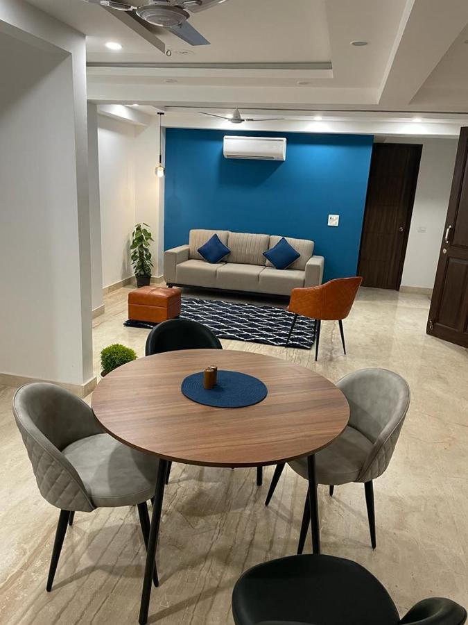 Flxho Uno - Serviced & - Golf Course Road * Gurgaon