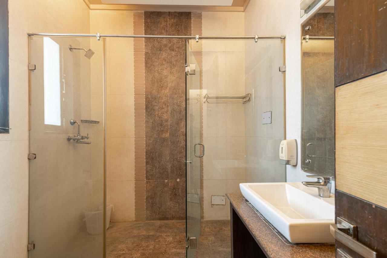 De Luxe Hotel 2*