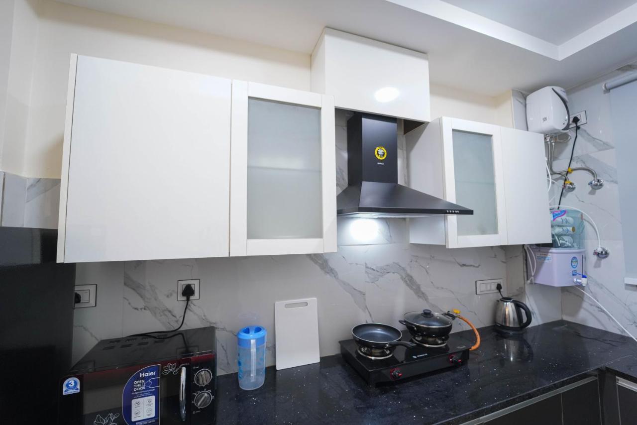 Lime Tree Two Bhk Service Golf Course Road Apartment Gurgaon