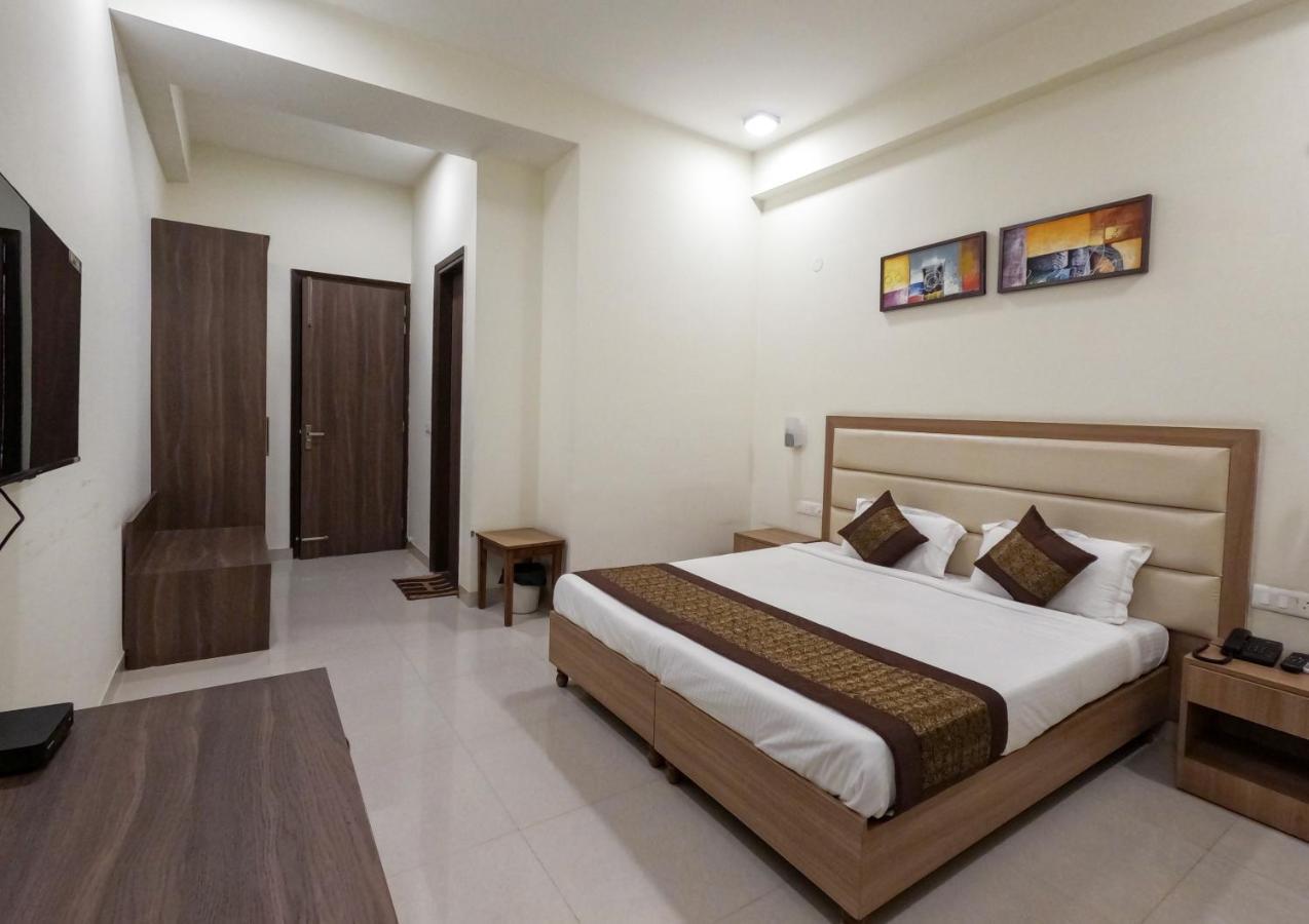 The Luxem - Behind Ibis Gurugram Gurgaon