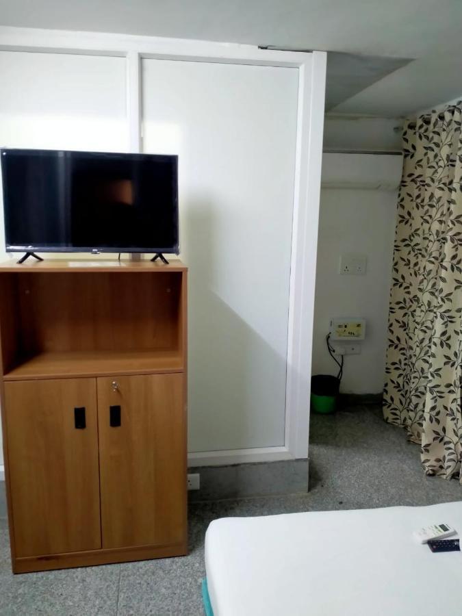 Nuab House - Near Fortis, Max, Medanta, Paras Hospitals And Huda Metro Gurgaon