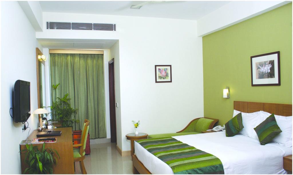 Hotel Sona South City Gurgaon