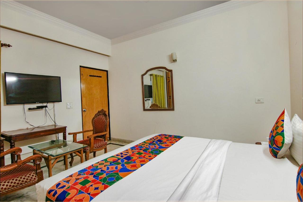 Fabhotel Singh