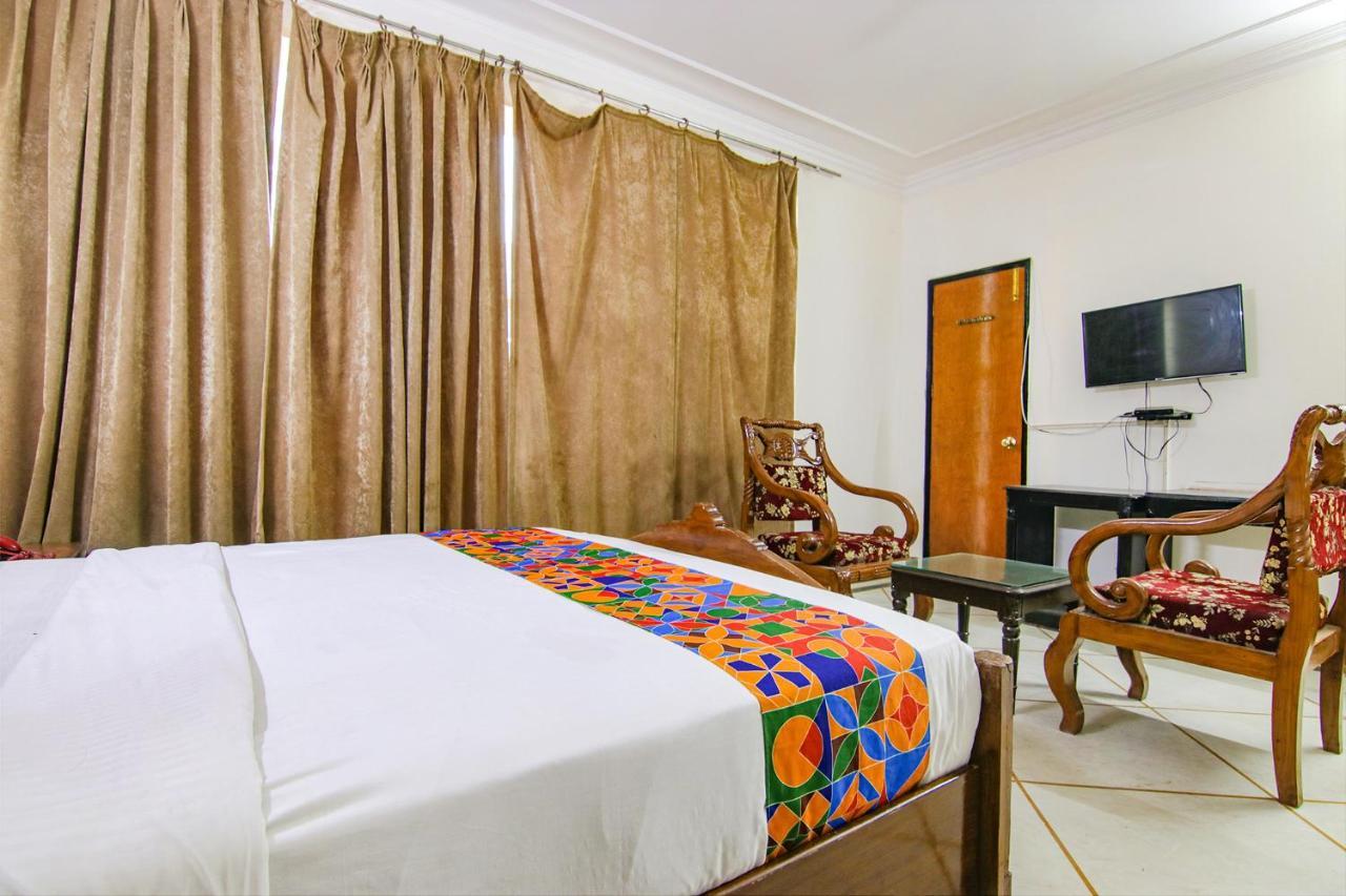 Fabhotel Singh
