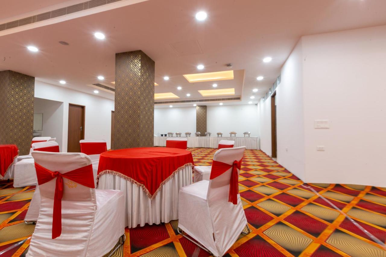 The Luxem - Behind Ibis Gurugram Hotel Gurgaon