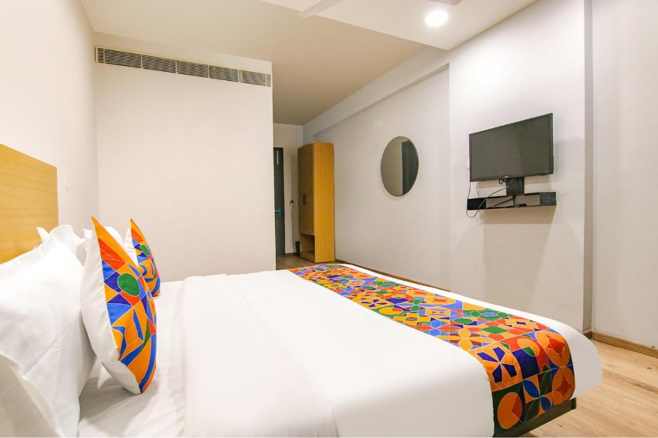 Hotel Fabhotel Elite 39