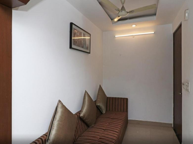 Hotel New Rajwada By Wb *