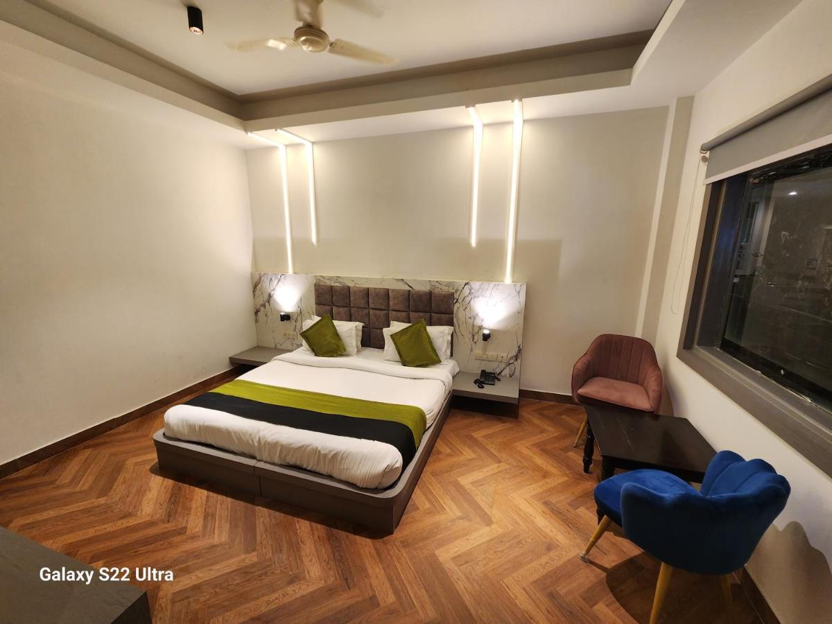 Square9 - A Boutique Gurgaon
