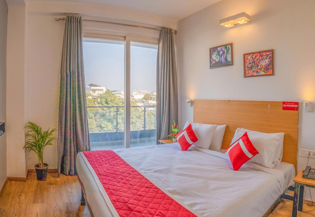 Hotel Octave Artemis Grand Gurgaon