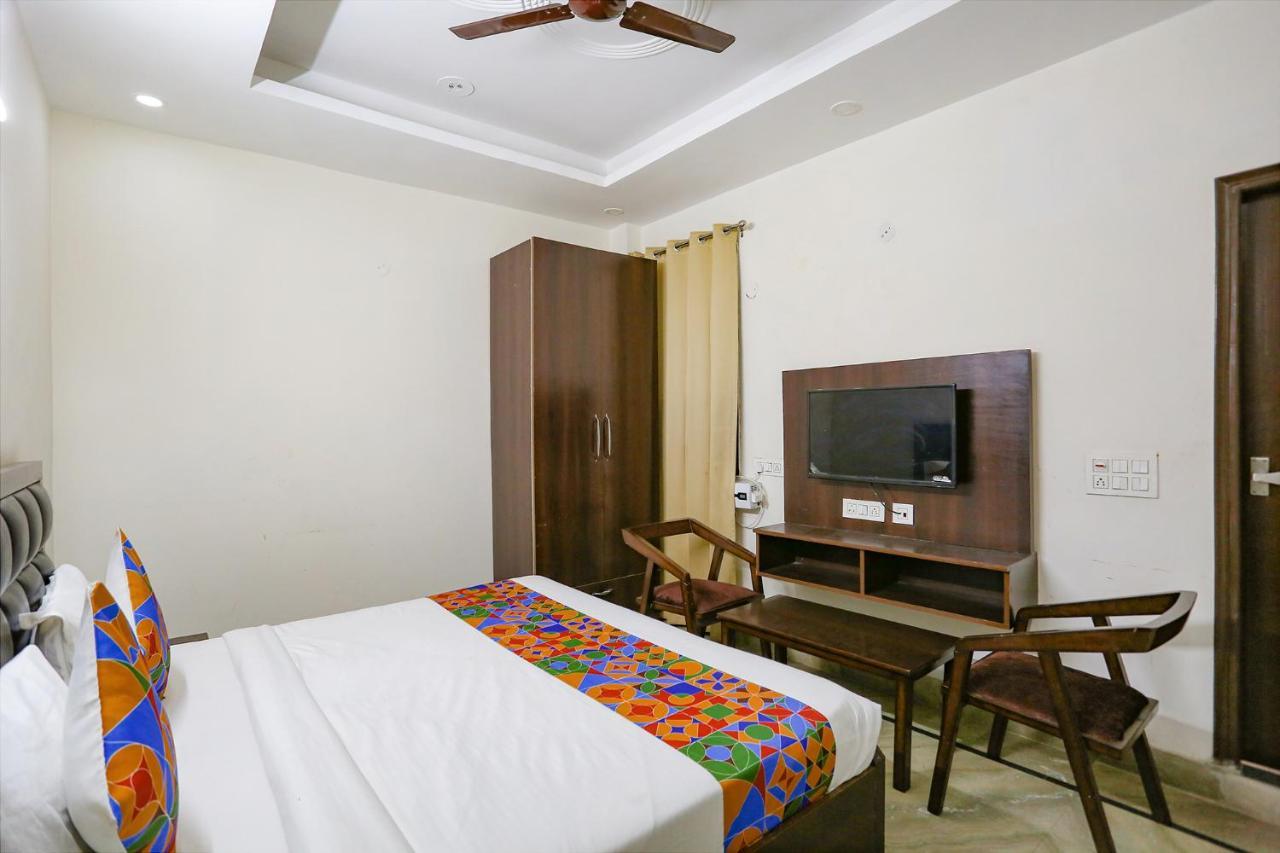 Fabhotel Pacific Homes