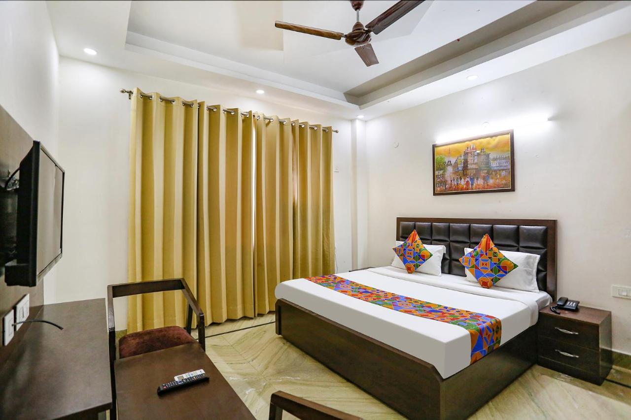 Fabhotel Pacific Homes Hotel