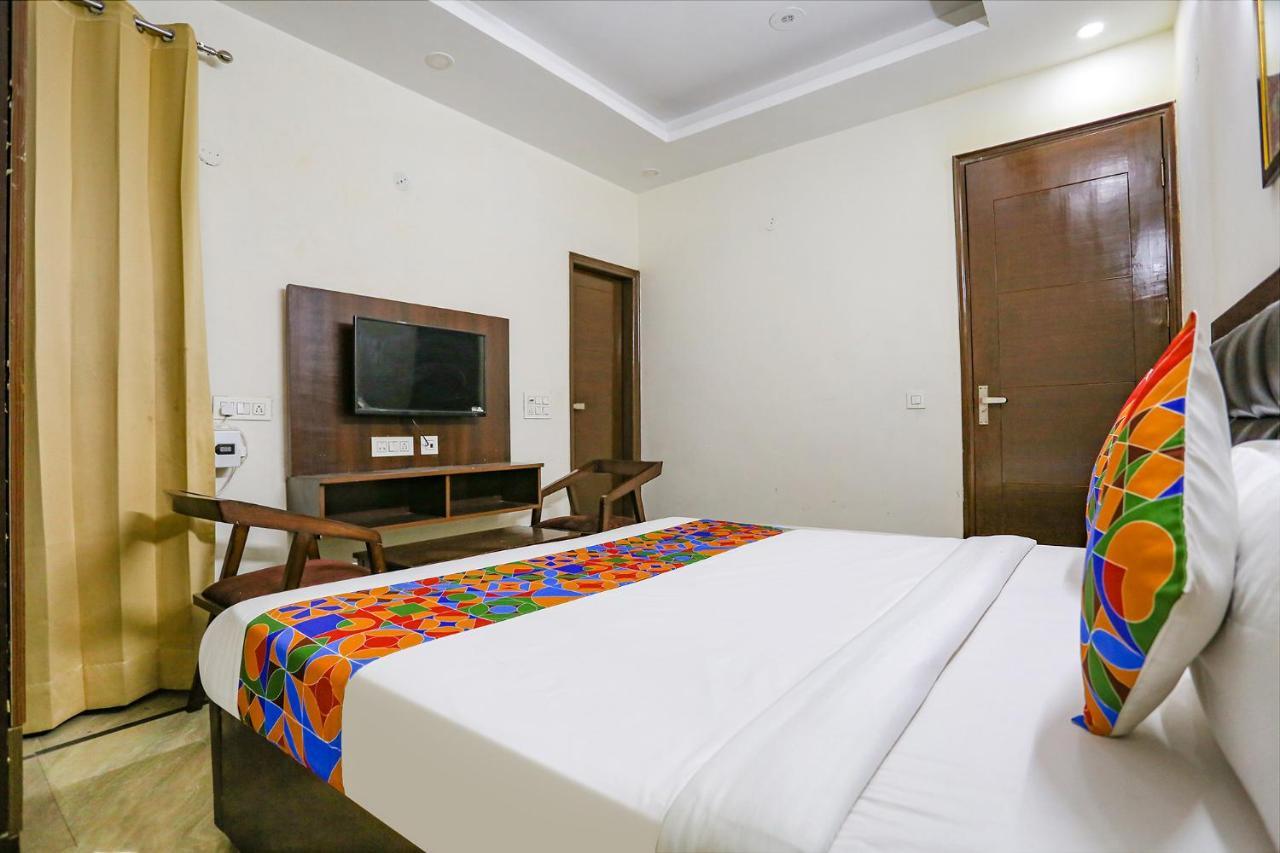 Hotel Fabhotel Pacific Homes Gurgaon