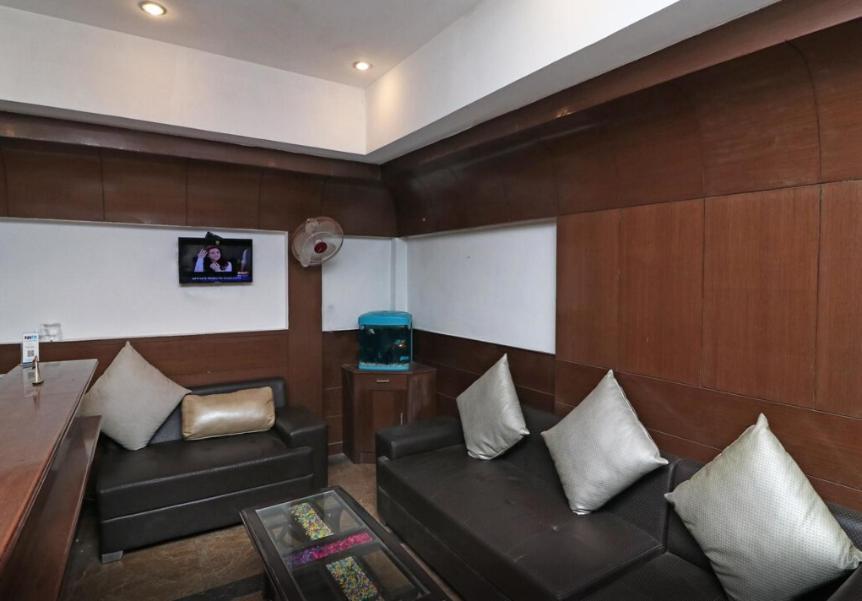 New Rajwada By Wb Hotel
