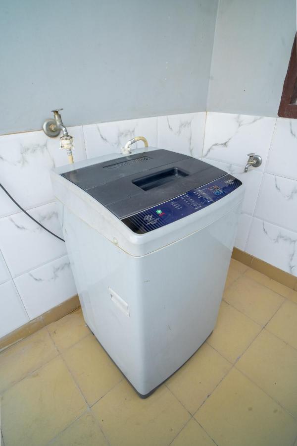 The Lodgers 2 Bhk Serviced Infront Of Artemis Hospital Apartment