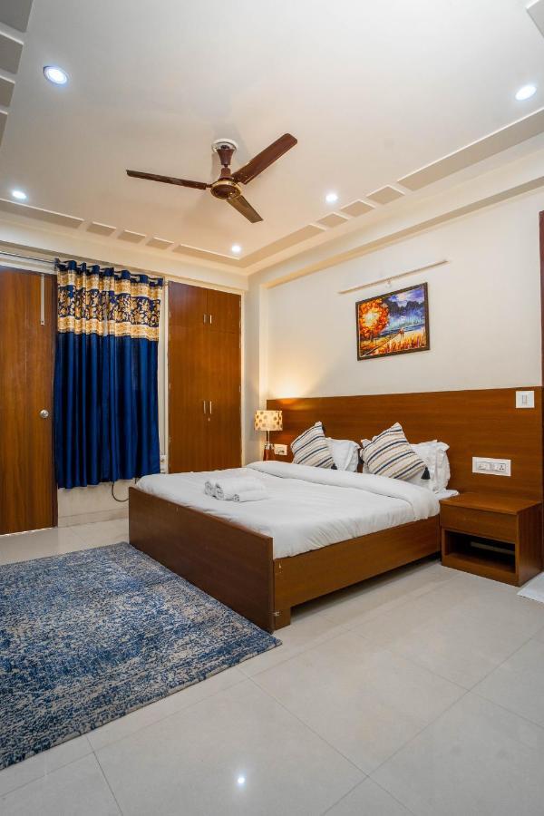 The Lodgers 2 Bhk Serviced Infront Of Artemis Hospital Apartment Gurgaon
