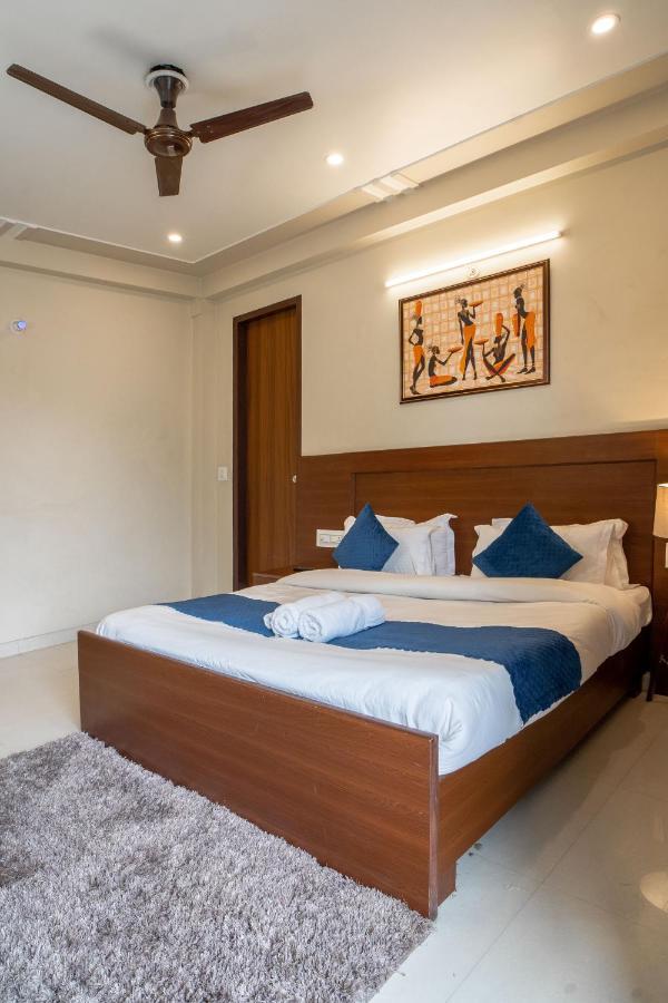 The Lodgers 2 Bhk Serviced Infront Of Artemis Hospital * Gurgaon