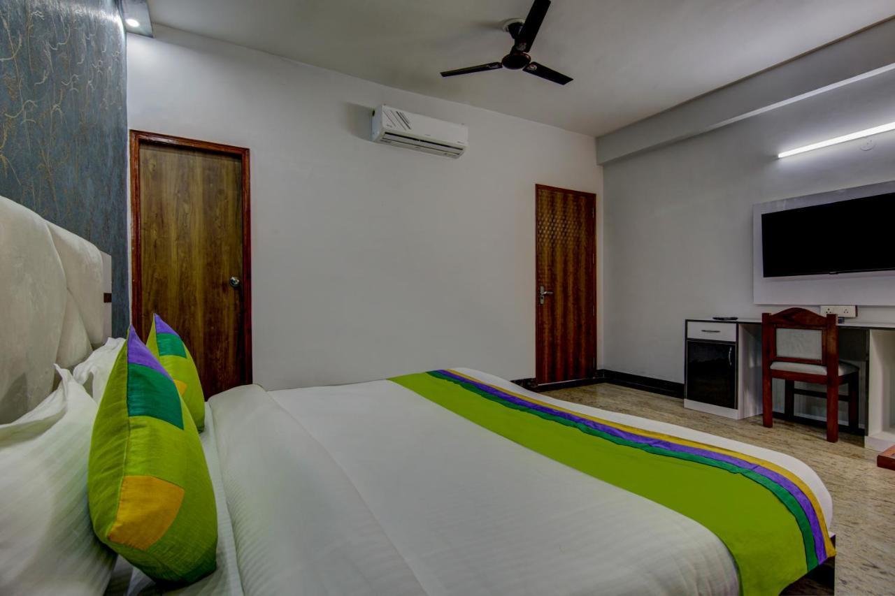 Hotel Treebo Sai Village, Manesar Gurgaon