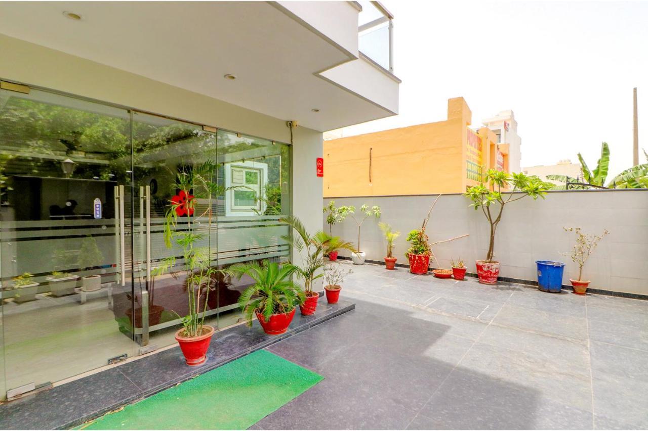 Fabhotel Aroma Luxuries Hotel Gurgaon