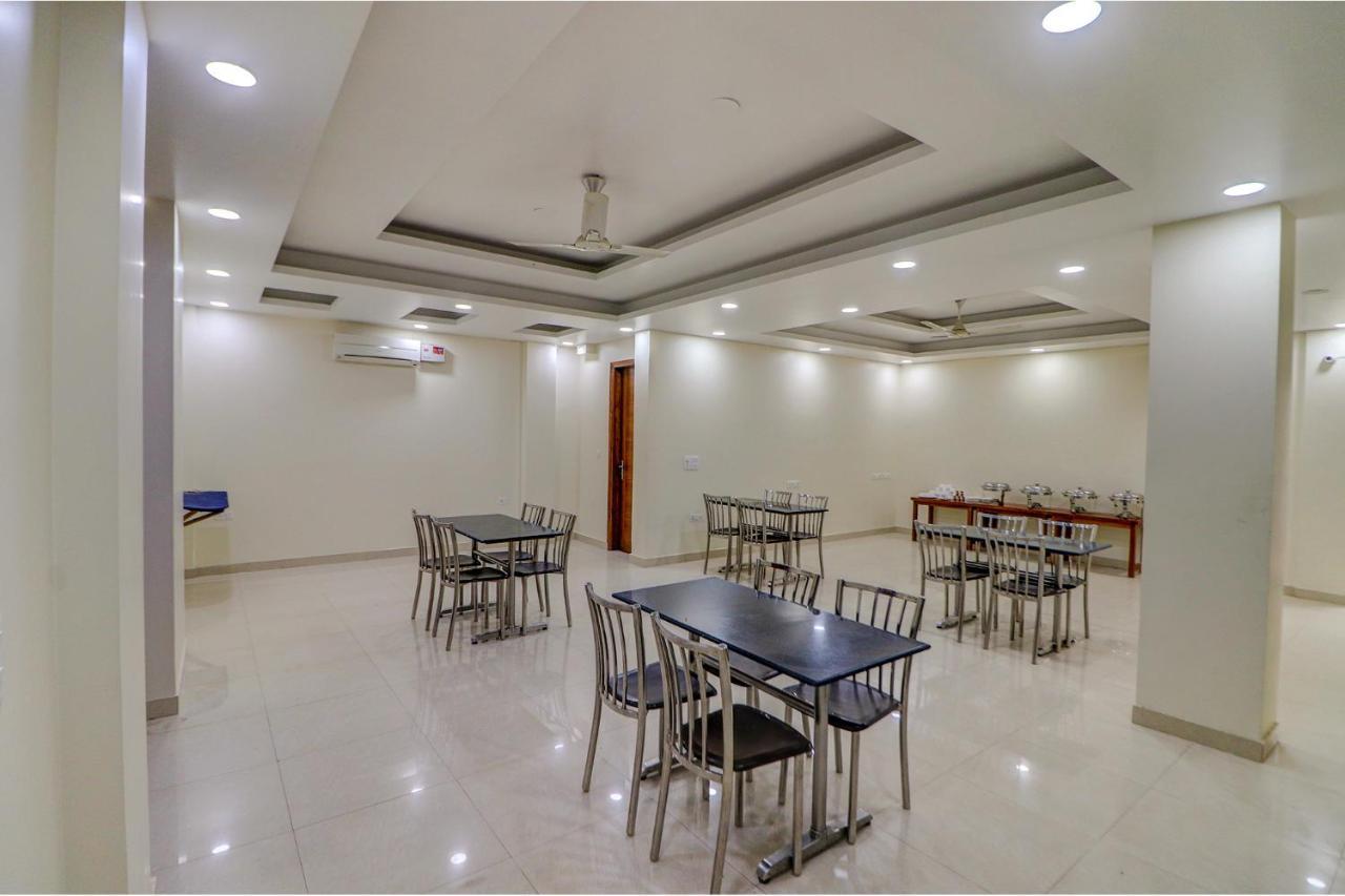 Fabhotel Aroma Luxuries Hotel Gurgaon