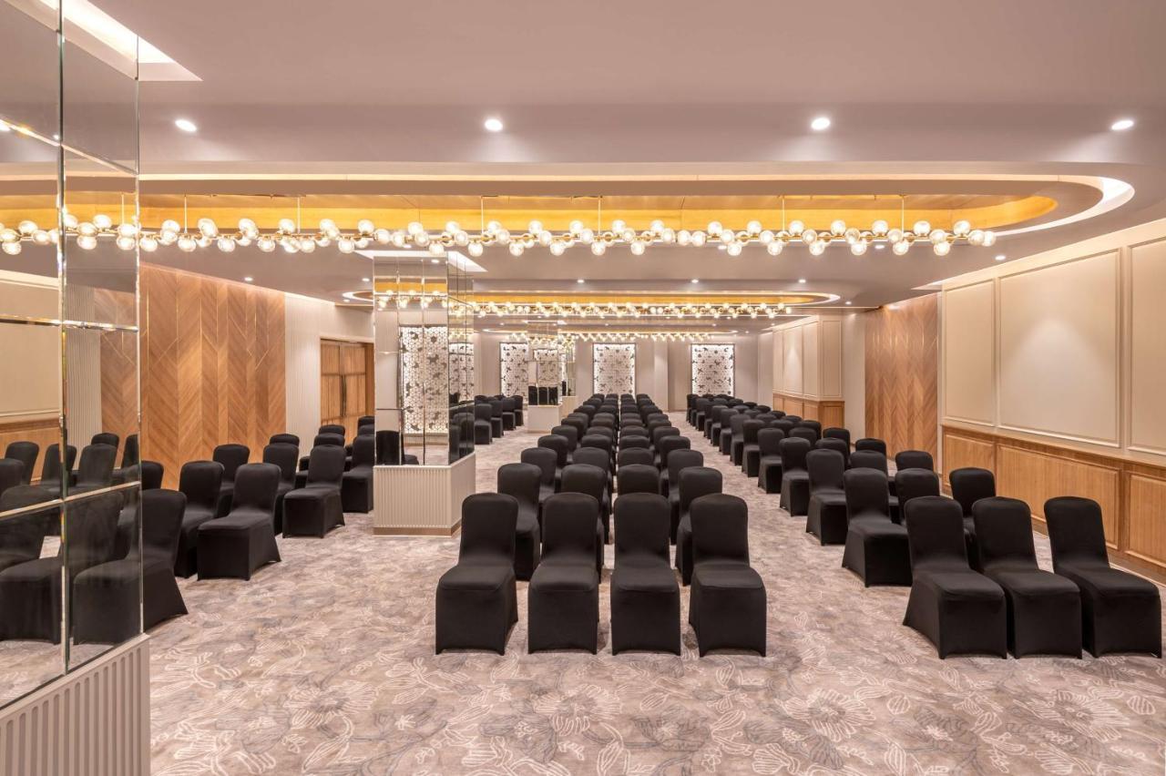 Radisson Sector 29 Gurugram Hotel