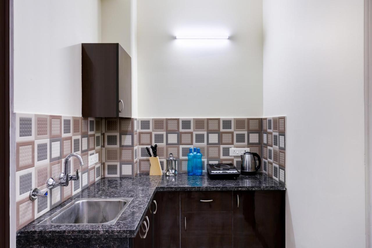 S2l And Studio Near Sohna Road Hotel 4*