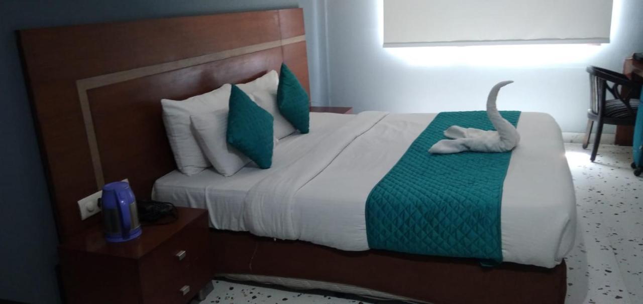 Guest house Asian Iffco Metro Station Gurugram Gurgaon