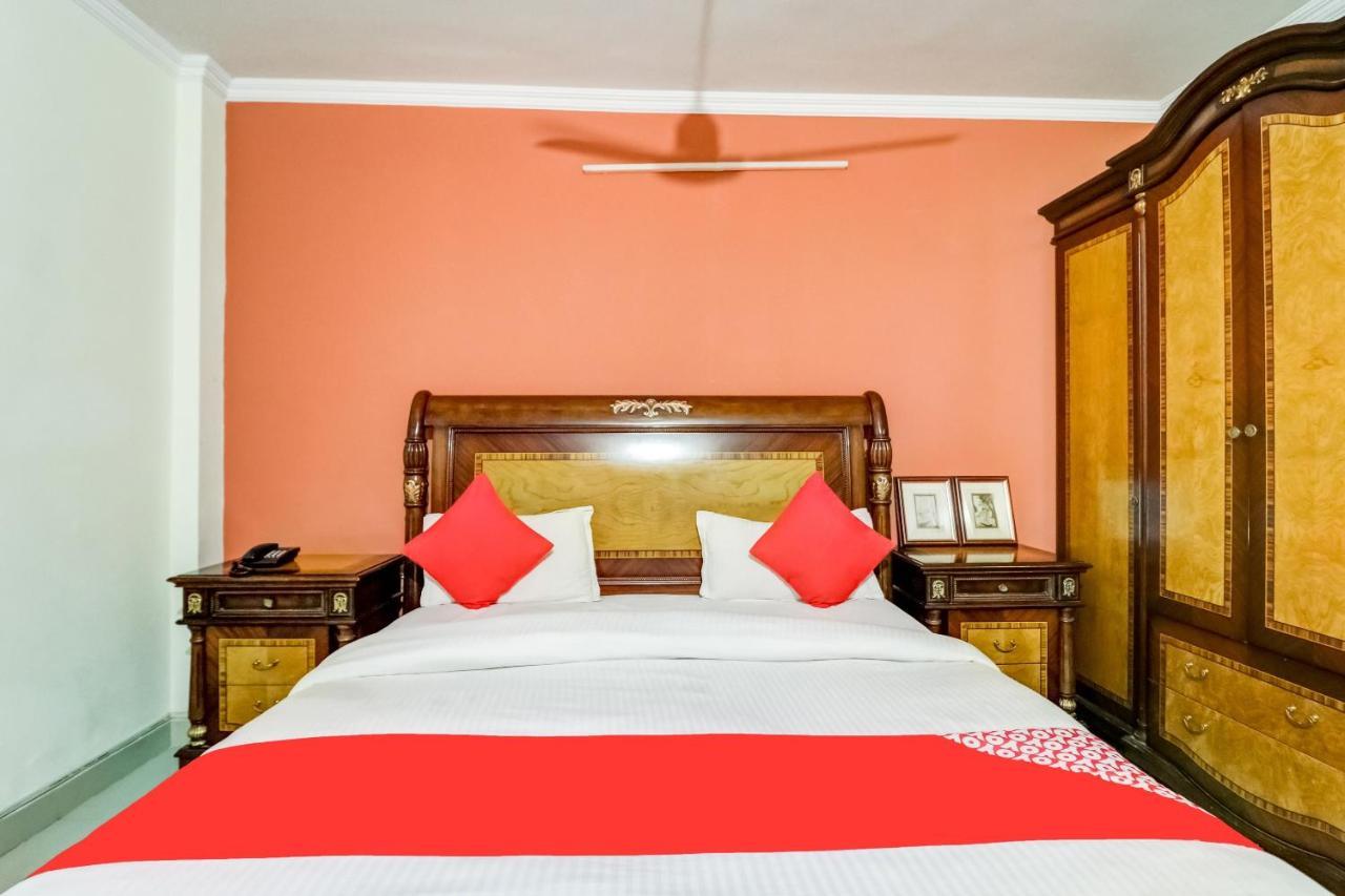 Oyo R K Residency Hotel Gurgaon