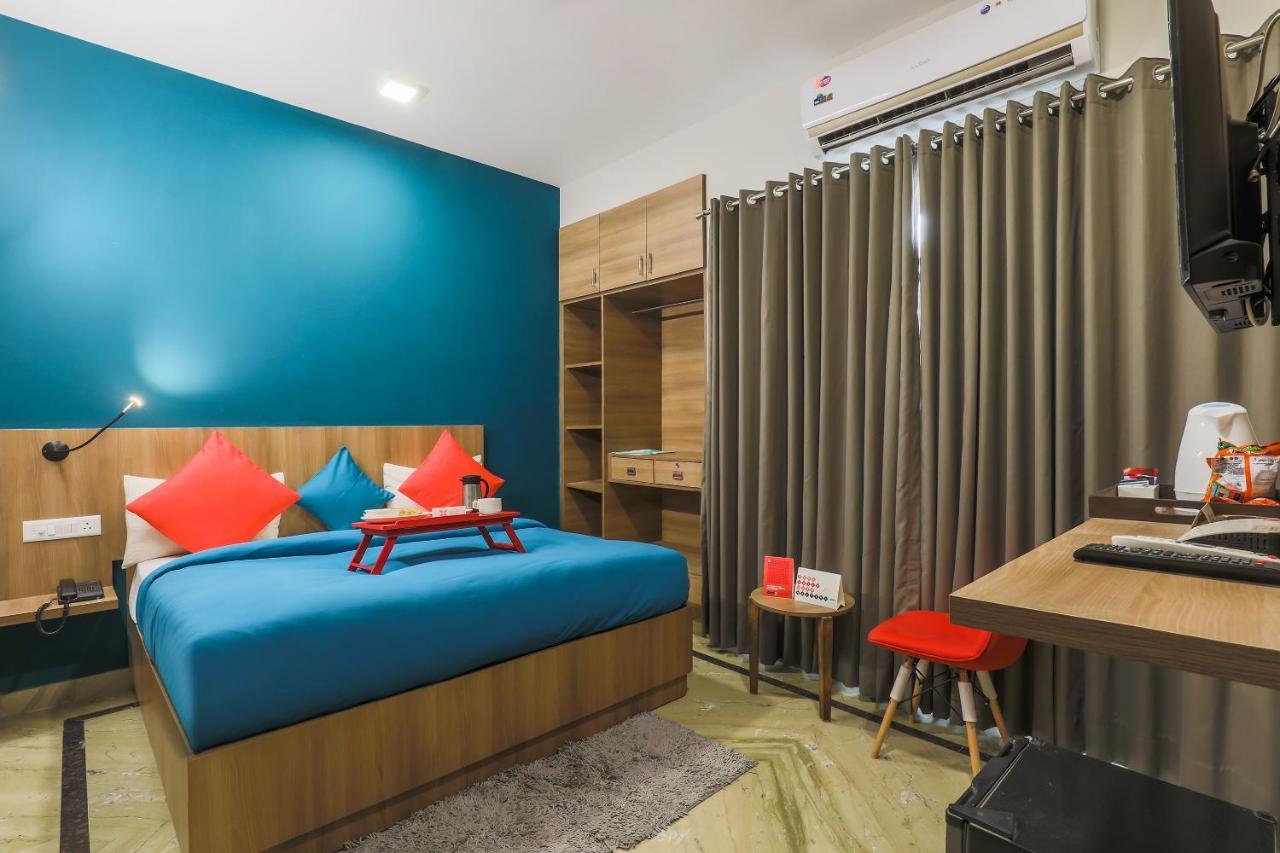 Hotel Capital O Seasons Near Omaxe Celebration Mall Gurgaon