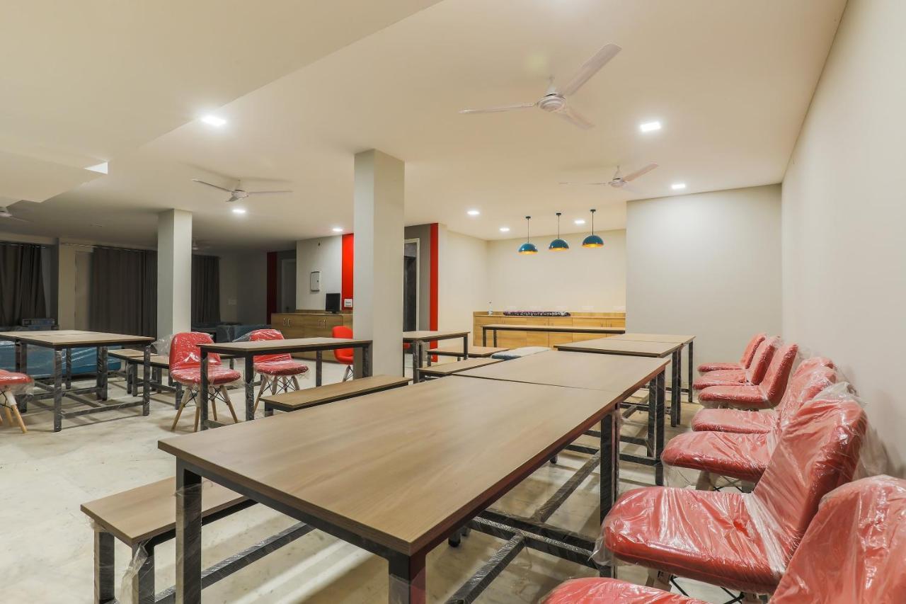 Capital O Seasons Near Omaxe Celebration Mall 3*