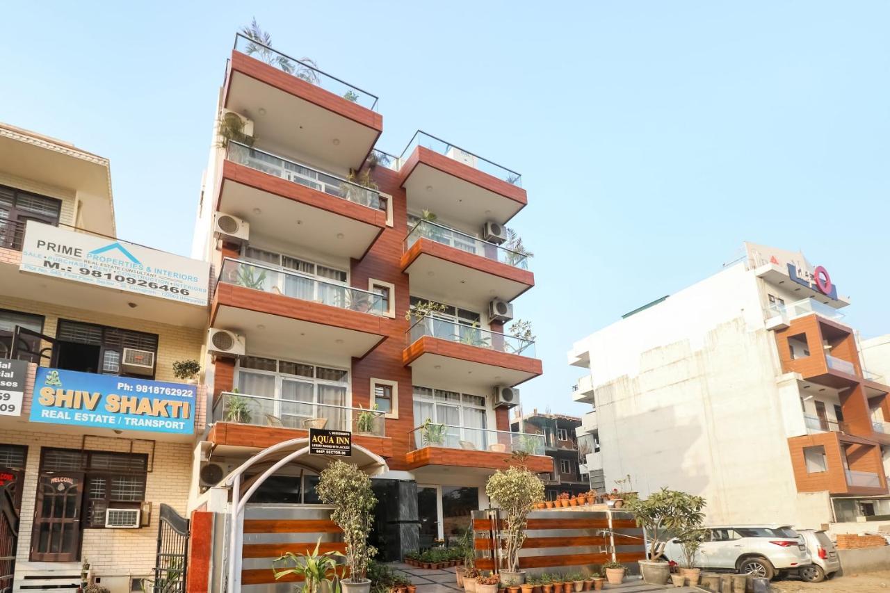Oyo Aqua Near Omaxe Celebration Mall 3*