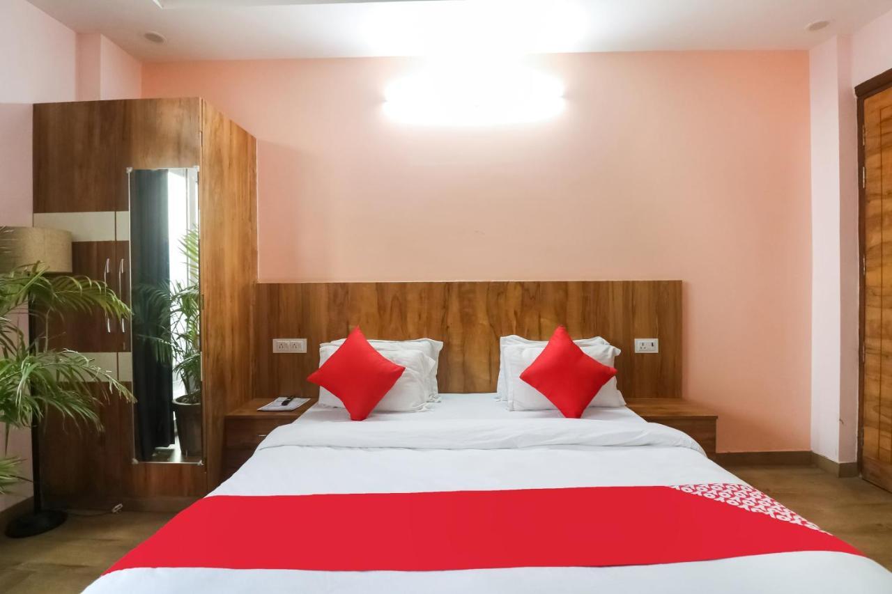 Oyo Aqua Near Omaxe Celebration Mall 3* Gurgaon