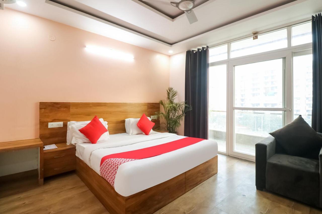 Oyo Aqua Near Omaxe Celebration Mall 3* Gurgaon