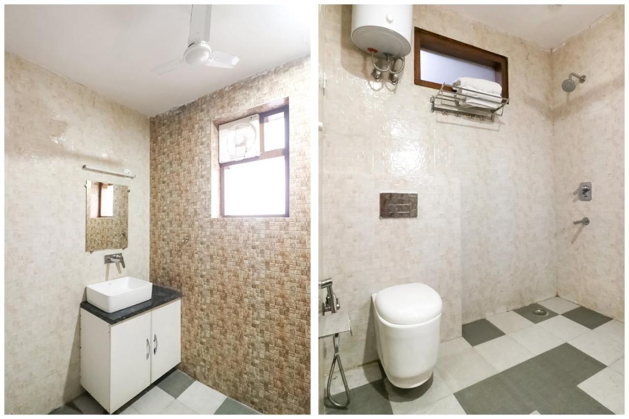 Oyo Aqua Near Omaxe Celebration Mall Hotel 3*