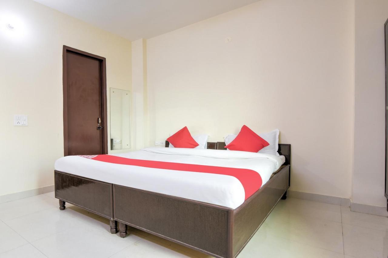 Hotel O Tipsyy Near Ardee Mall