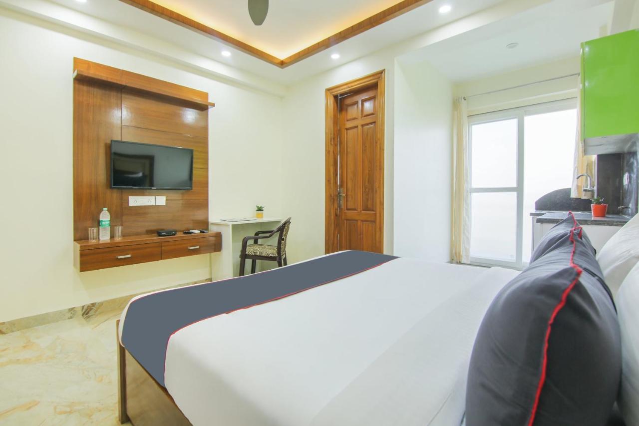 Super Collection O Corporate Near Omaxe Celebration Mall Gurgaon