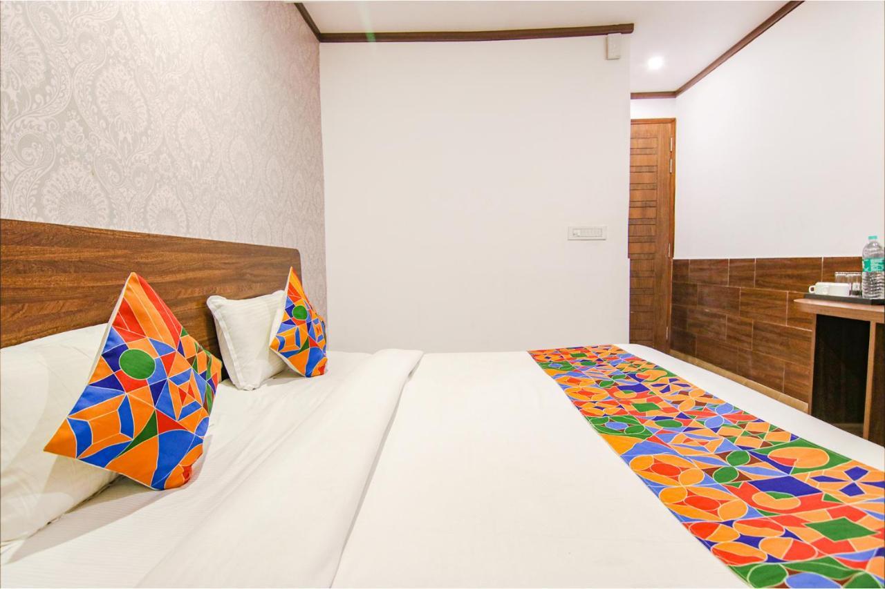 Fabexpress The Divine Residency Hotel 3*
