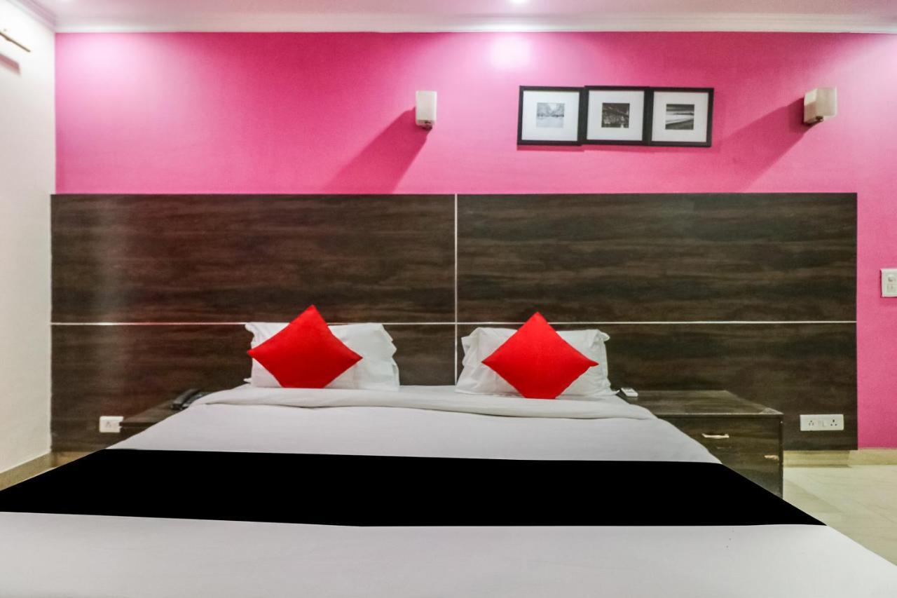 Capital O Bms Near Appu Ghar Gurgaon