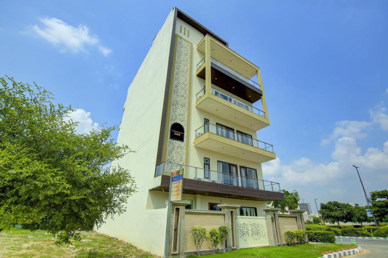 Super Oyo Townhouse Oak Elite Oakland Hotel 3*