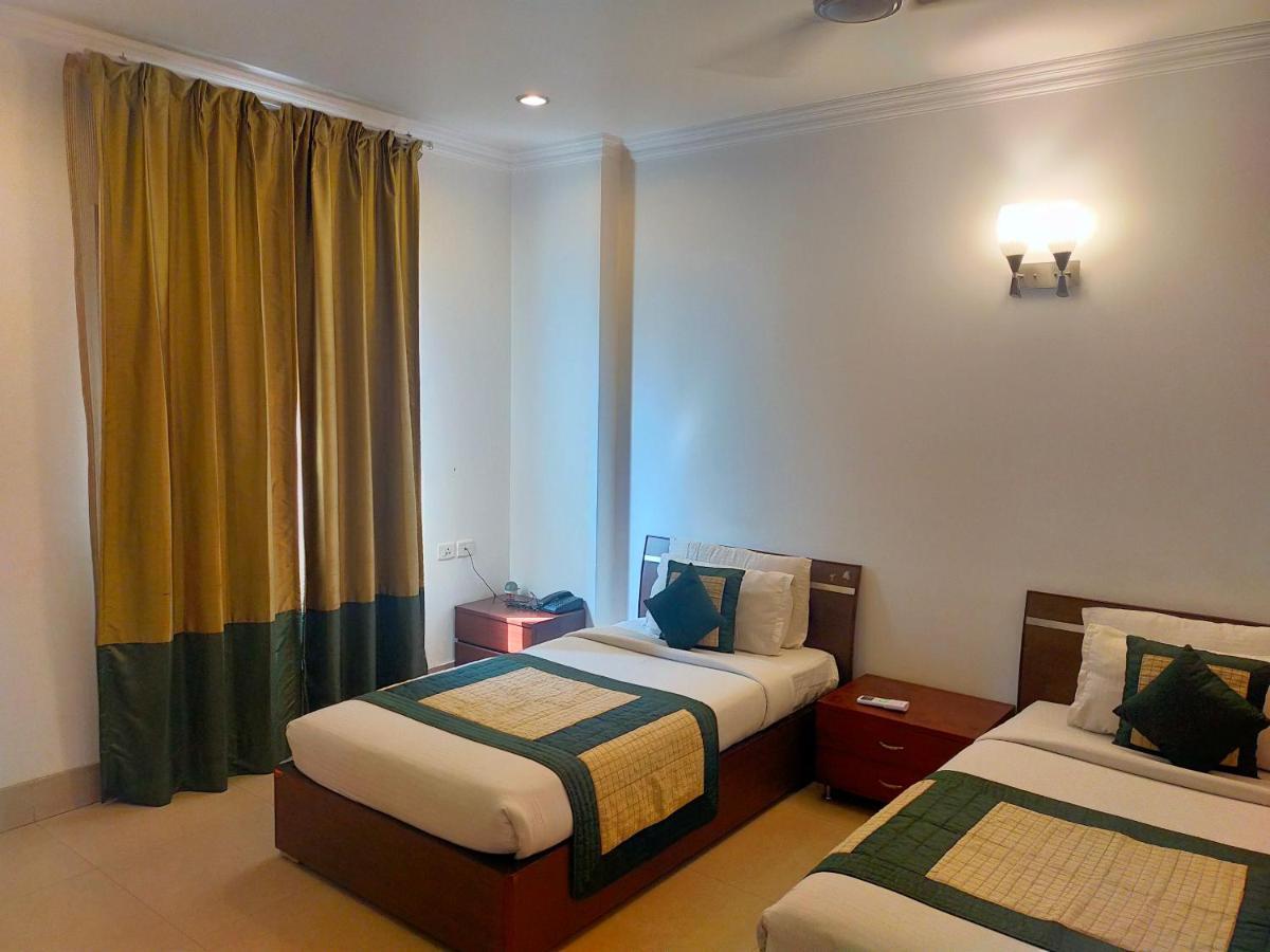 Hotel Amisa Golf Course Road Mg Road