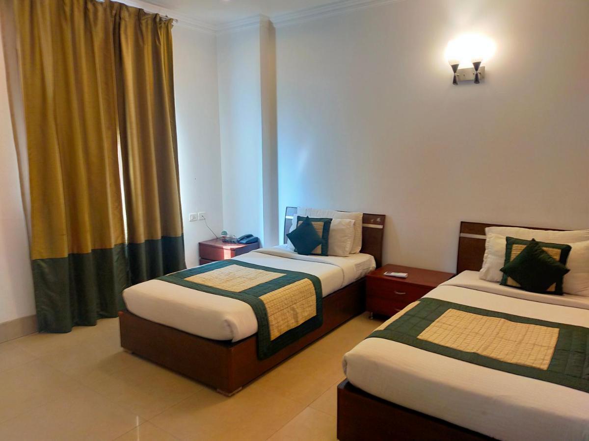 Hotel Amisa Golf Course Road Mg Road Gurgaon