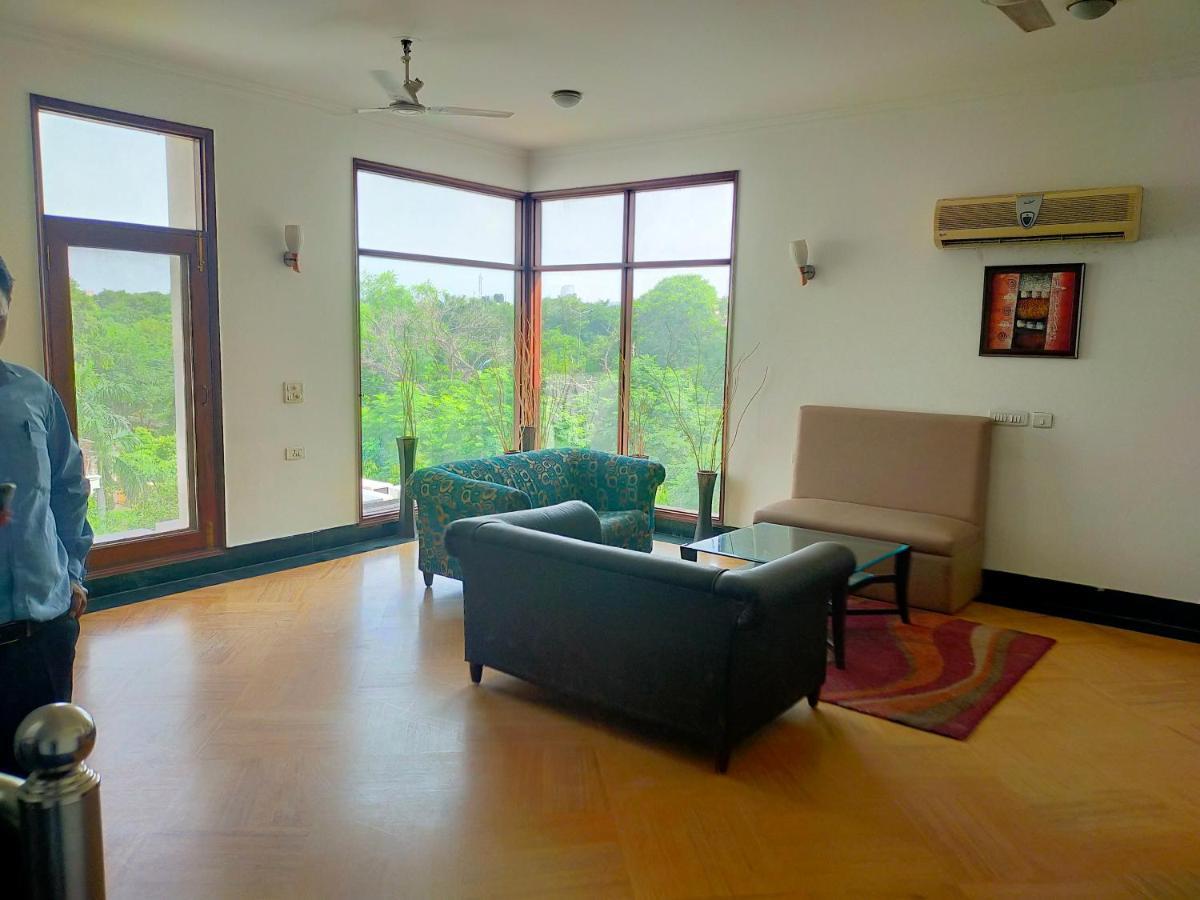 Amisa Golf Course Road Mg Road