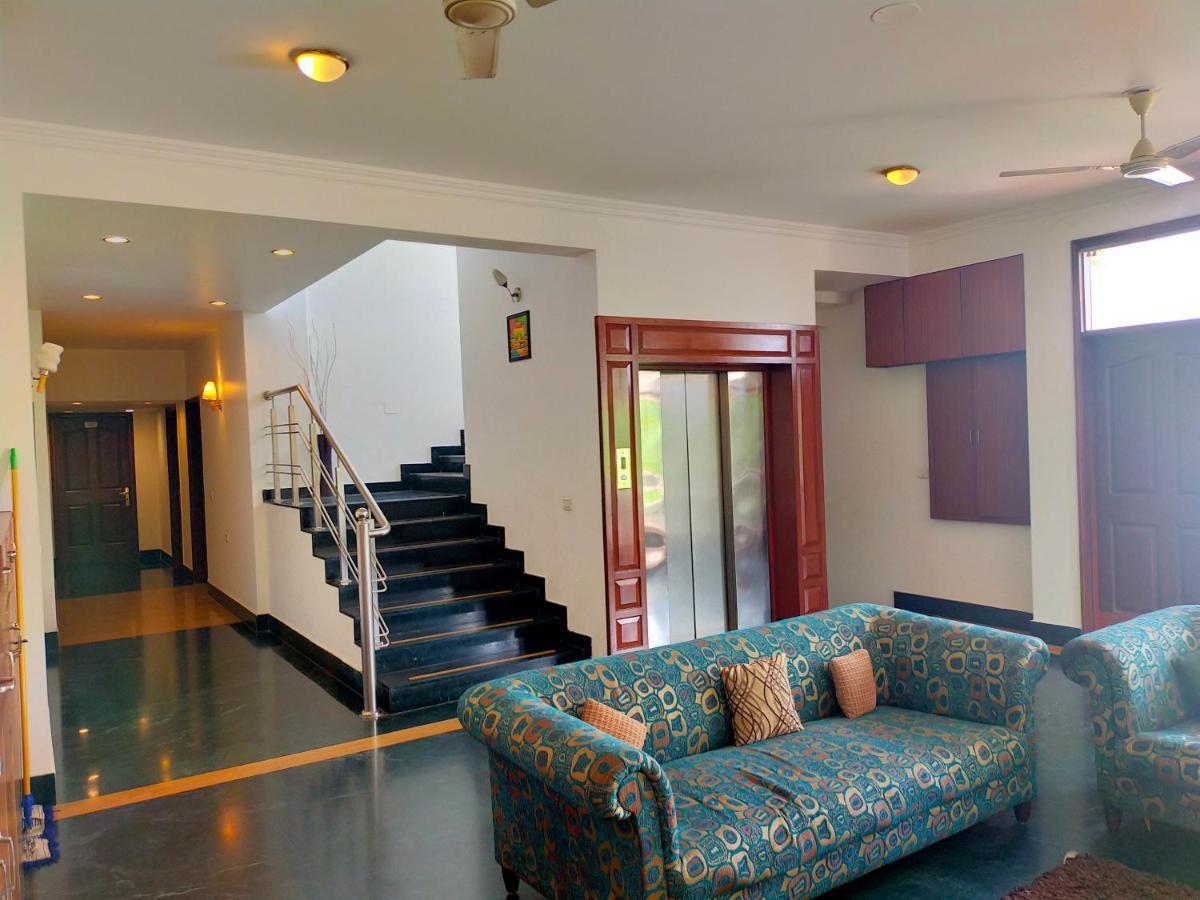 Amisa Golf Course Road Mg Road 3*