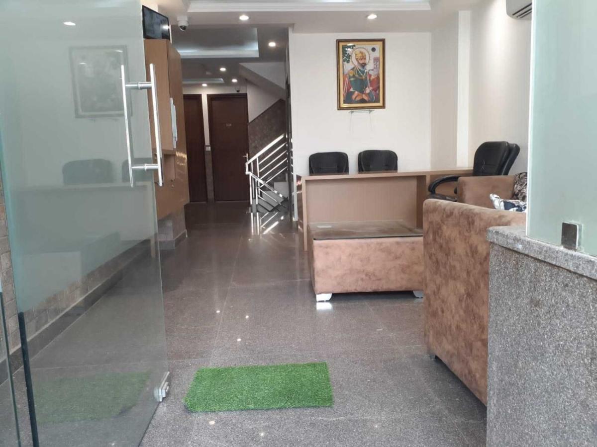 Hotel O Daffodils Near Aravali Biodiversity Park 3*