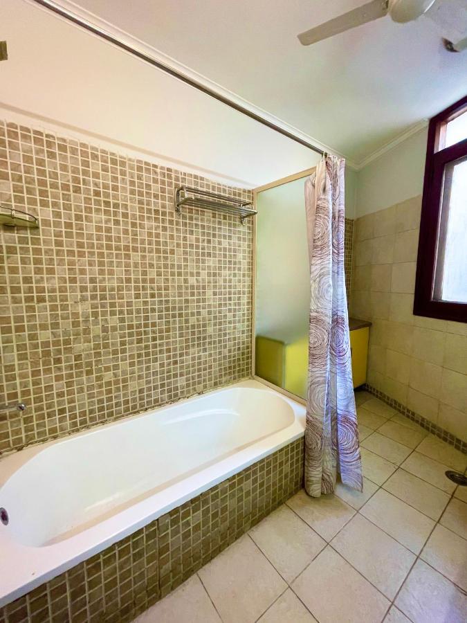Bedchambers Serviced Apartments, Sushant Lok * Gurgaon