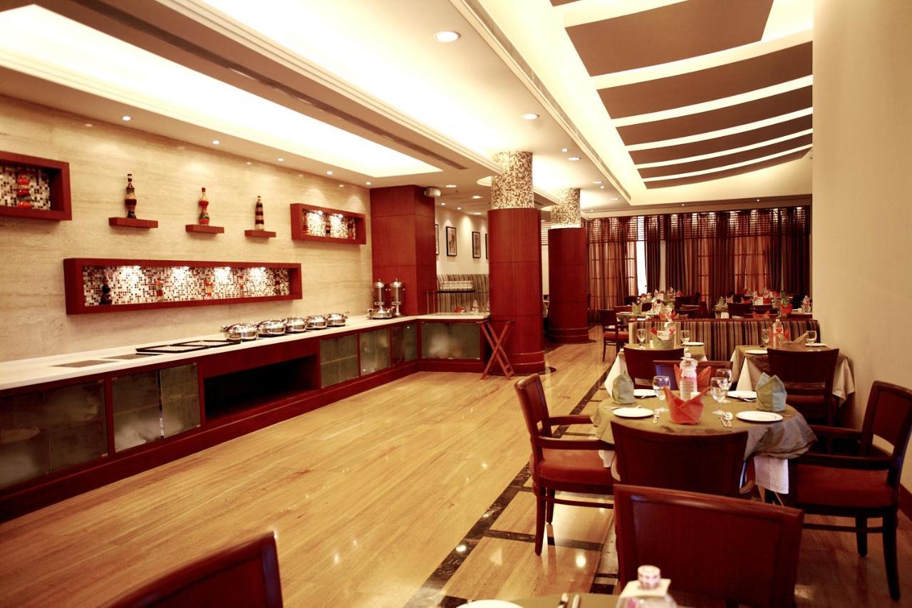Dlf Club 3 4*