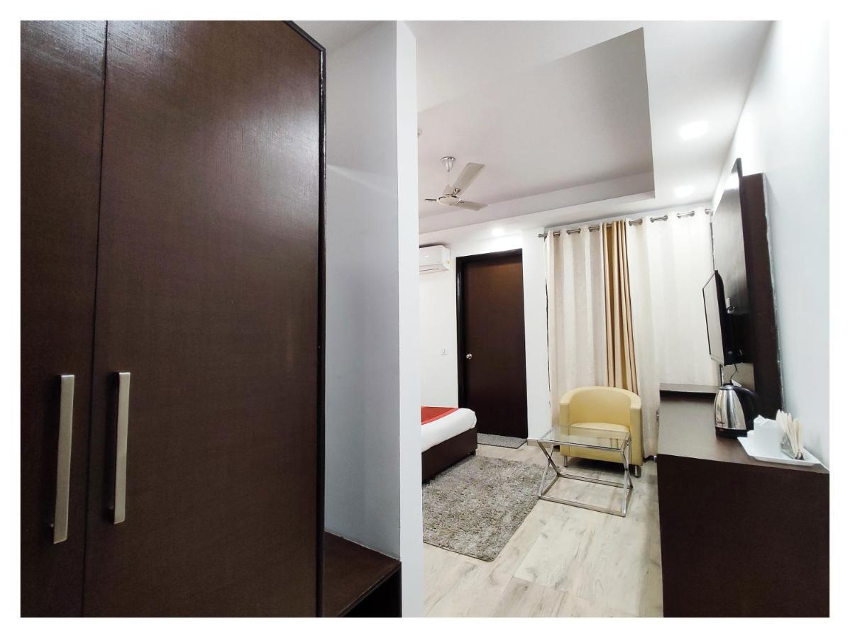 Hotel Sai Village Gurgaon