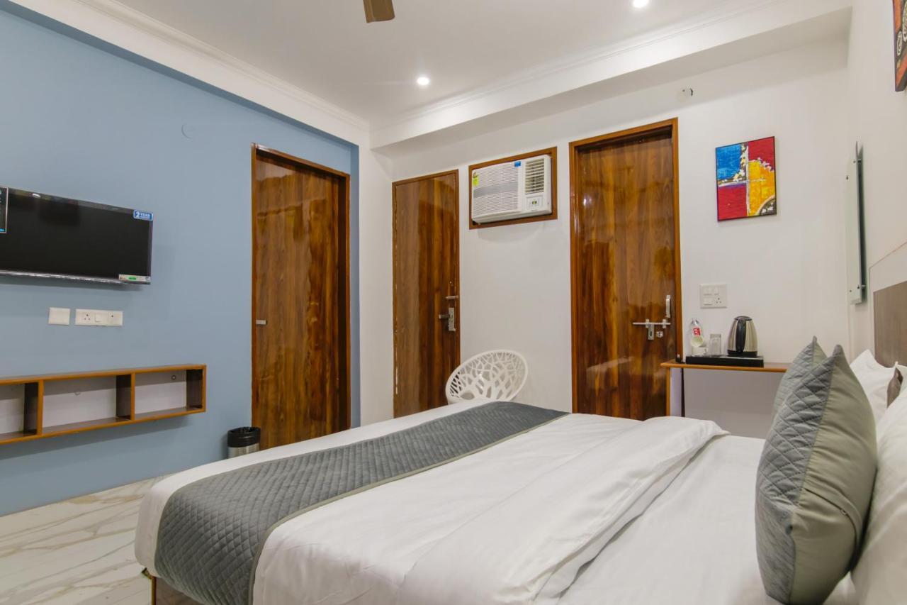 Breezy Serviced Medanta Guest house *