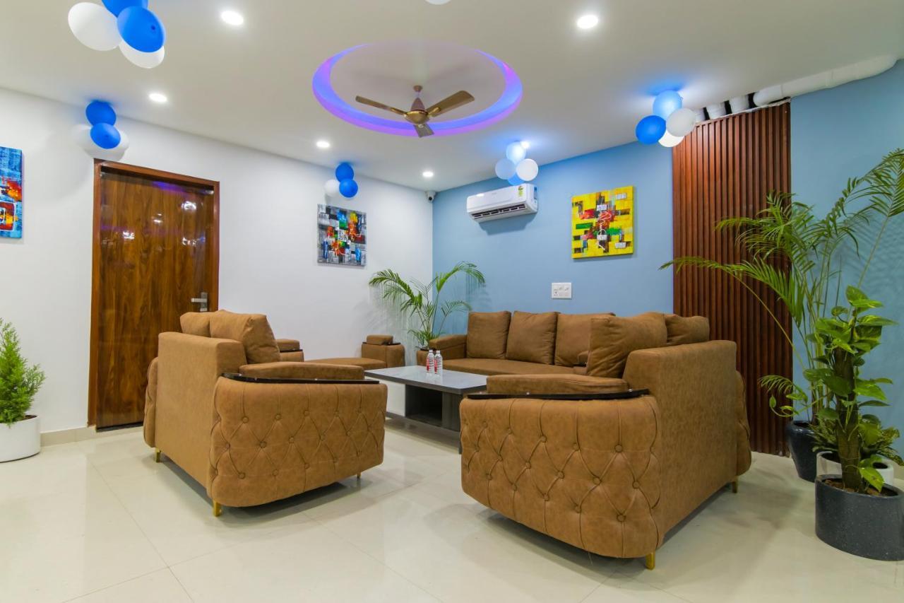 Breezy Serviced Medanta Guest house *